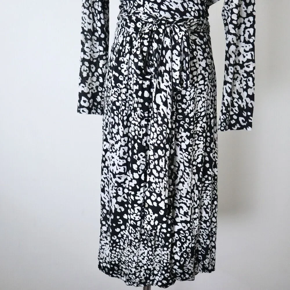 Max Mara IT 42 US 8 Soft Jersey Knit Tie Waist V Neck Dress Black Leopard Print - Picture 5 of 10